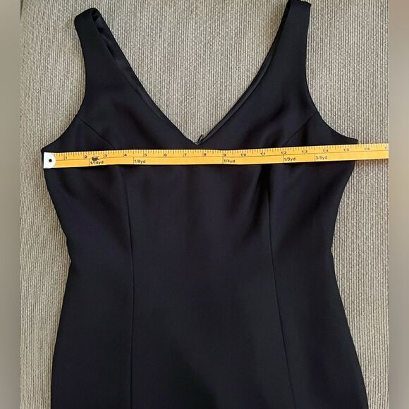 Hugo Buscati Little Black V-Neck Cocktail‎ Dress – Size 2P - Picture 5 of 11